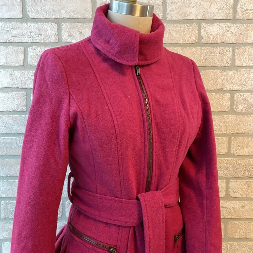 Pink coat! - Picture 7 of 9